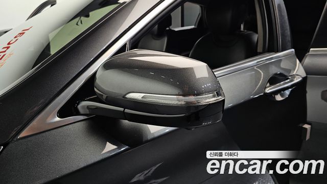 Genesis G80 3.3 GDI AWD Premium Luxury 2017 — фото 35