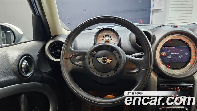 MINI Cooper D Countryman SE 1st 2012 — фото 13