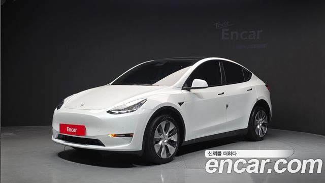 Tesla Model Y Long Range AWD