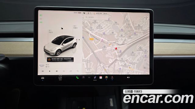 Tesla Model Y Long Range AWD 2022 — фото 14