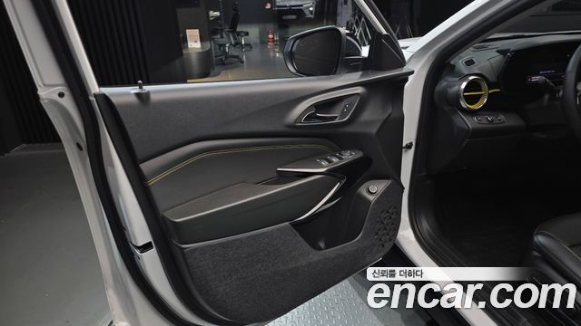 Chevrolet Trax Crossover 1.2 ACTIV 2024 — фото 24