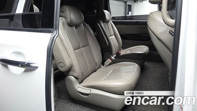 Kia Carnival 9-Seater Noblesse Special 2019 — фото 12