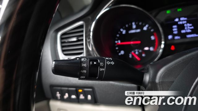 Kia Carnival 9-Seater Noblesse Special 2019 — фото 17