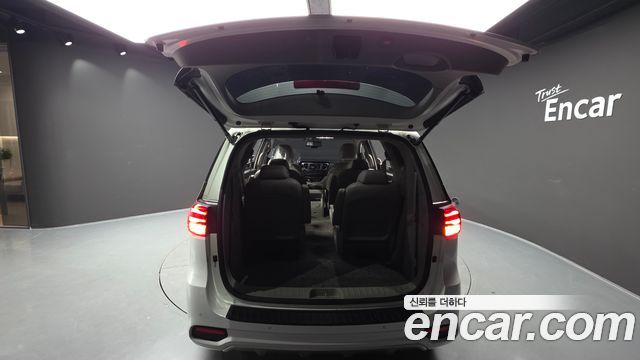 Kia Carnival 9-Seater Noblesse Special 2019 — фото 20