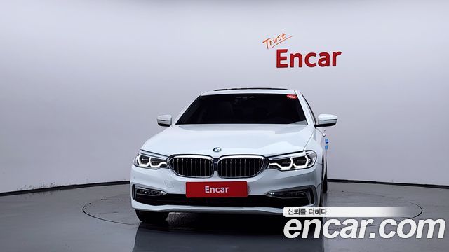 BMW 5 Series (G30) 530i xDrive Luxury Plus 2018 — фото 3