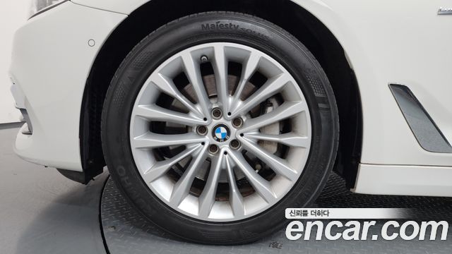 BMW 5 Series (G30) 530i xDrive Luxury Plus 2018 — фото 5