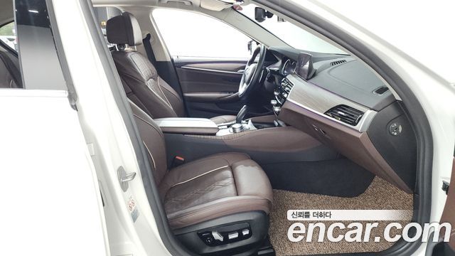 BMW 5 Series (G30) 530i xDrive Luxury Plus 2018 — фото 11