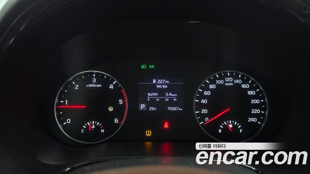 Kia Seltos Diesel 1.6 2WD Noblesse 2020 — фото 8
