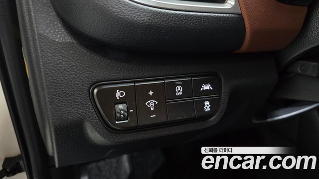 Kia Seltos Diesel 1.6 2WD Noblesse 2020 — фото 17
