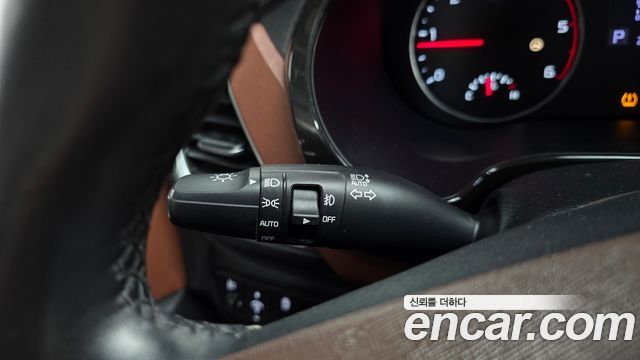 Kia Seltos Diesel 1.6 2WD Noblesse 2020 — фото 18