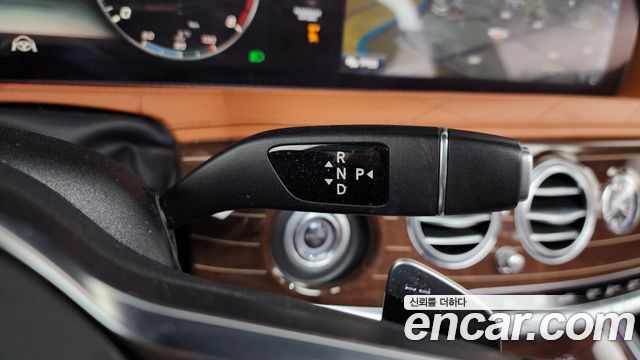 Mercedes-Benz S-Class (W222) Maybach S560 4MATIC 2019 — фото 9