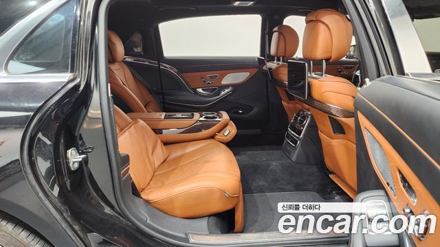 Mercedes-Benz S-Class (W222) Maybach S560 4MATIC 2019 — фото 12