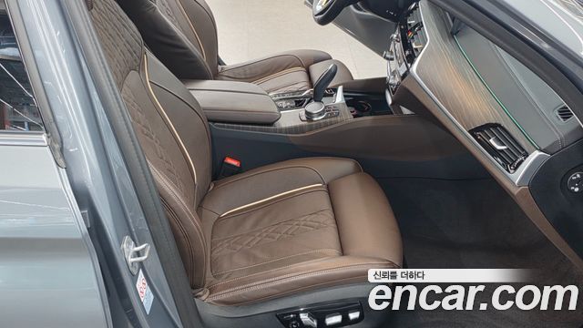 BMW 5 Series (G30) 530i xDrive Luxury 2023 — фото 16