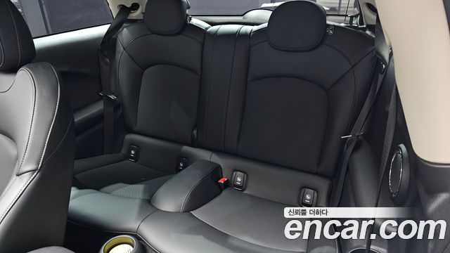 MINI Cooper HIGH Third Generation 2020 — фото 12