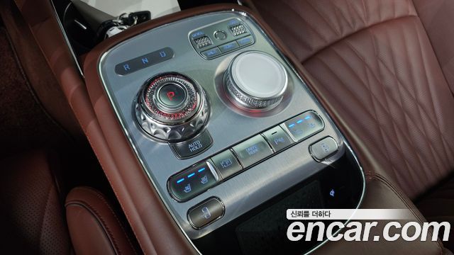Genesis G90 (RS4) Gasoline 3.5 Turbo AWD 2023 — фото 9