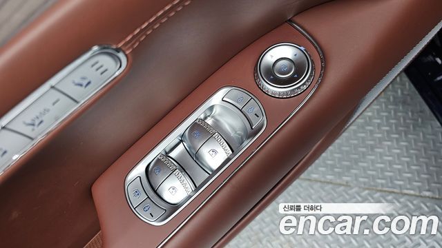 Genesis G90 (RS4) Gasoline 3.5 Turbo AWD 2023 — фото 28