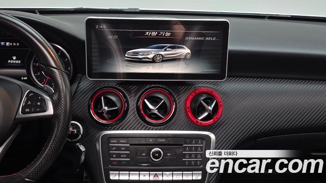 Mercedes-Benz A-Class (W176) A45 AMG 4MATIC 2016 — фото 14