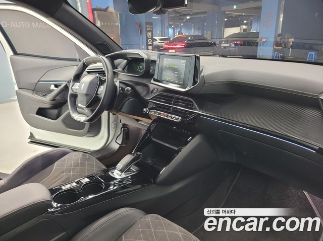 Peugeot 2008 (II) 1.5 BlueHDi GT Line 2021 — фото 15