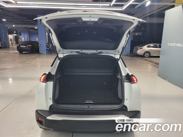 Peugeot 2008 (II) 1.5 BlueHDi GT Line 2021 — фото 23