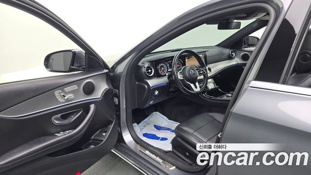 Mercedes-Benz E-Class (W213) E300 Avantgarde 2019 — фото 10