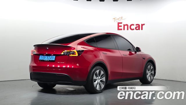 Tesla Model Y Long Range AWD 2022 — фото 2