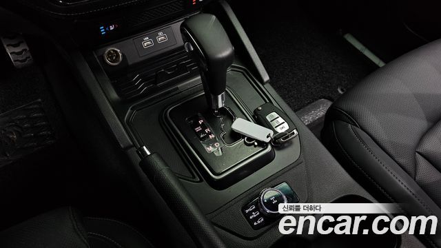 KG Mobility (SsangYong) Rexton Sports Diesel 2.2 4WD Prestige 2023 — фото 9