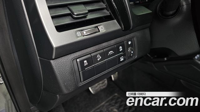 KG Mobility (SsangYong) Rexton Sports Diesel 2.2 4WD Prestige 2023 — фото 21