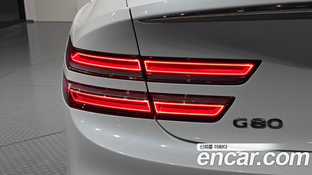 Genesis G80 (RG3) Gasoline 2.5 Turbo AWD 2025 — фото 23