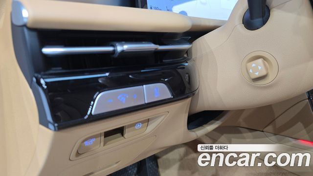 Genesis G80 (RG3) Gasoline 2.5 Turbo AWD 2025 — фото 30