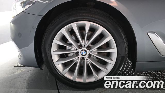 BMW 5 Series (G30) 520d Luxury Plus 2018 — фото 5