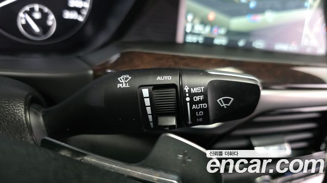 Genesis EQ900 3.8 GDI AWD Luxury 2016 — фото 27