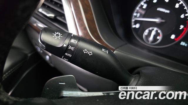 Genesis EQ900 3.8 GDI AWD Luxury 2016 — фото 28