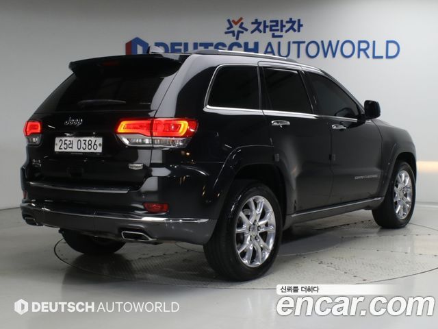 Jeep Grand Cherokee 3.0 Diesel Overland Summit WK2 2015 — фото 2