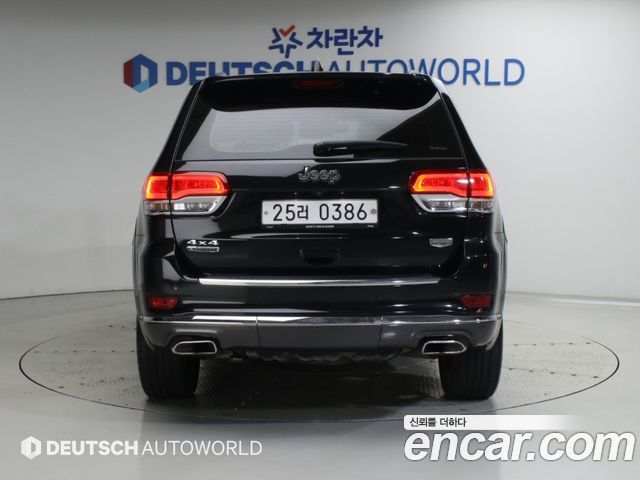 Jeep Grand Cherokee 3.0 Diesel Overland Summit WK2 2015 — фото 4