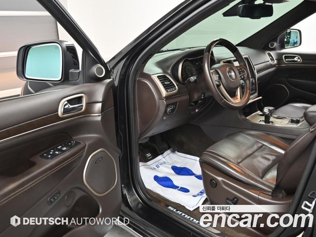 Jeep Grand Cherokee 3.0 Diesel Overland Summit WK2 2015 — фото 15