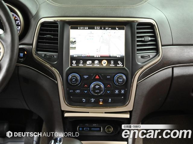 Jeep Grand Cherokee 3.0 Diesel Overland Summit WK2 2015 — фото 18