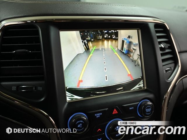 Jeep Grand Cherokee 3.0 Diesel Overland Summit WK2 2015 — фото 19