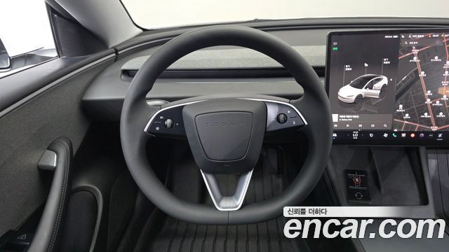 Tesla Model 3 Standard RWD 2026 — фото 13