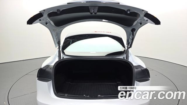 Tesla Model 3 Standard RWD 2026 — фото 20