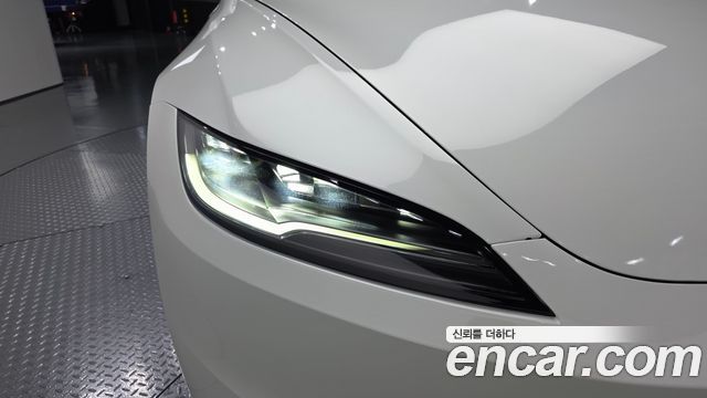 Tesla Model 3 Standard RWD 2026 — фото 22