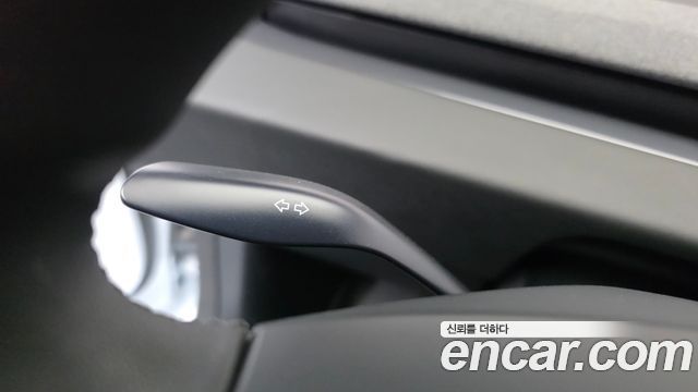 Tesla Model 3 Standard RWD 2026 — фото 30