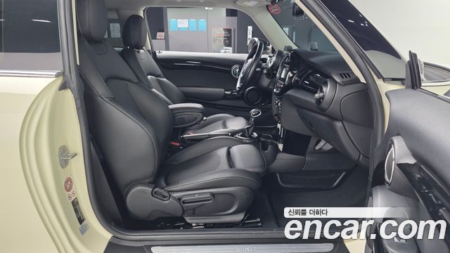 MINI Cooper HIGH Third Generation 2018 — фото 11