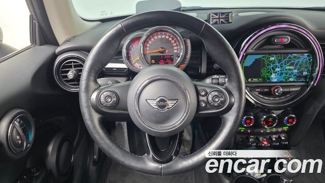 MINI Cooper HIGH Third Generation 2018 — фото 13