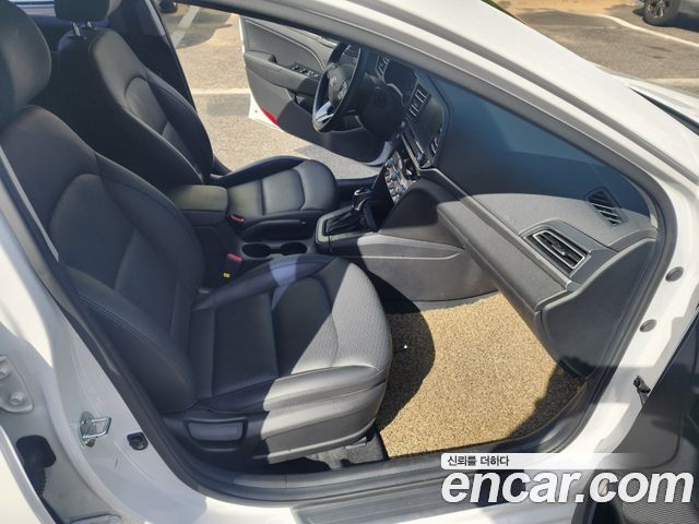 Hyundai Avante (AD) 1.6 Smart 2020 — фото 16