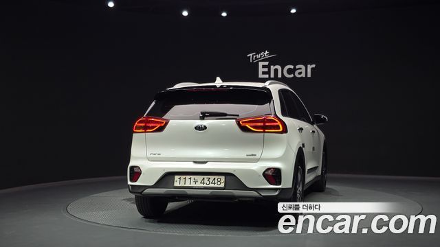 Kia Niro 1.6 HEV Prestige 2020 — фото 4
