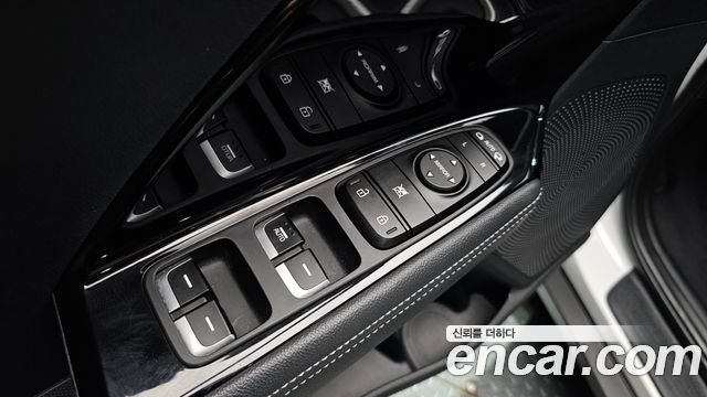 Kia Niro 1.6 HEV Prestige 2020 — фото 28