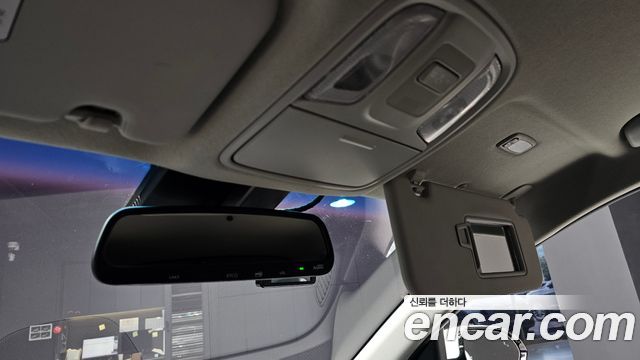 Kia Niro 1.6 HEV Prestige 2020 — фото 29