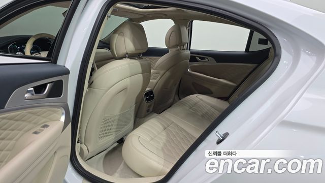 Genesis G70 Gasoline 2.5T 4WD 2024 — фото 15