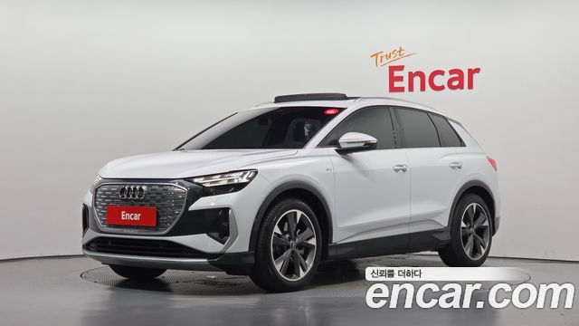 Audi Q4 e-tron (F4) 40 Premium 2022 — фото 1