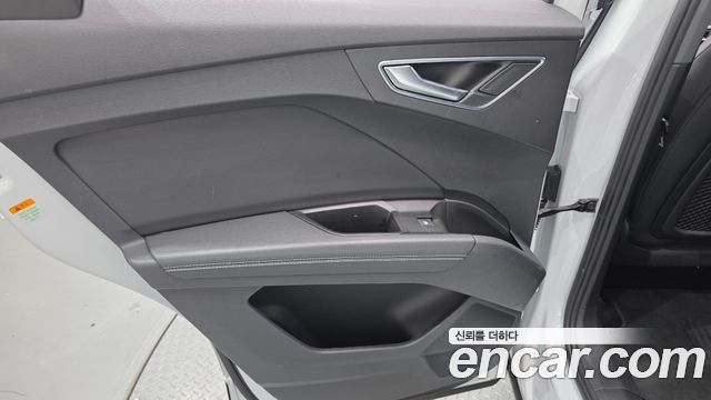 Audi Q4 e-tron (F4) 40 Premium 2022 — фото 25
